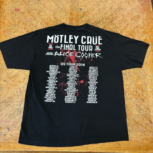 Motley Crue 2014 The Final Tour Concert Graphic T-Shirt Men’s size Large. - Picture 3 of 6